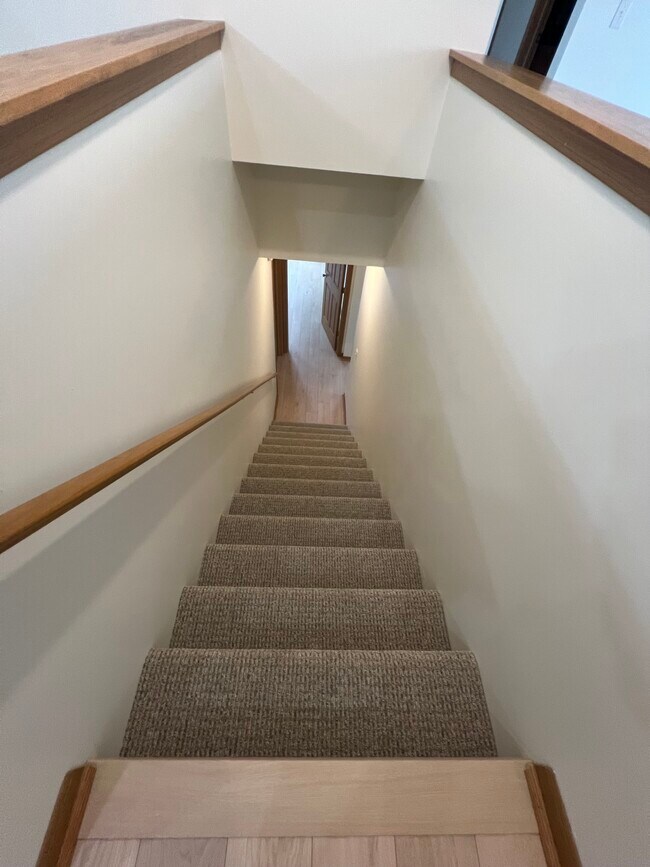 Building Photo - 44237 136th AVe