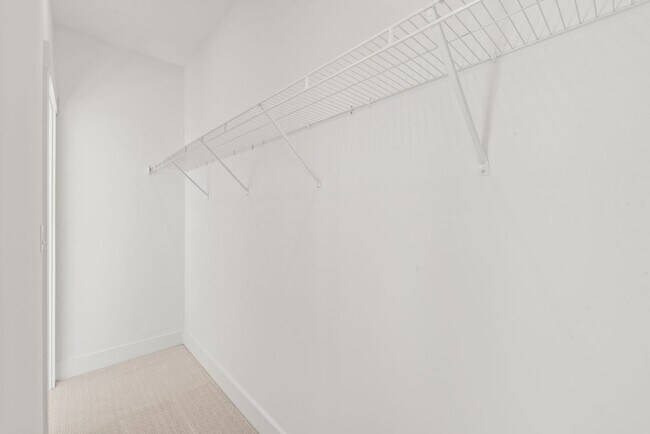 Building Photo - (Move-in Special) 3 Bedroom Townhome in LoSo!