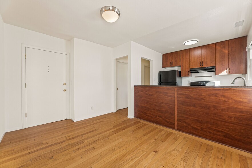 Dining Room - 3611 1/2 W 4th St