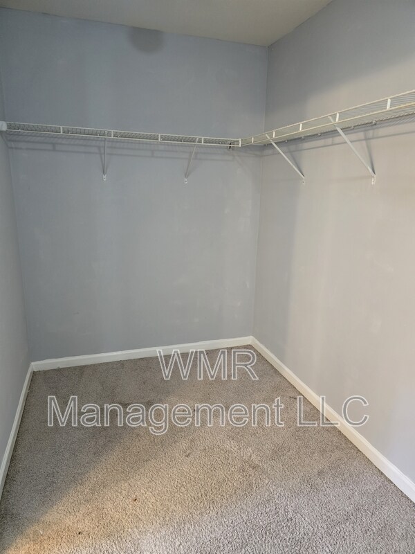 Building Photo - 912 Sherman St