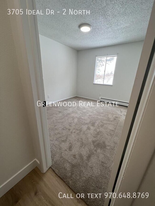 Building Photo - 3705 Ideal Dr