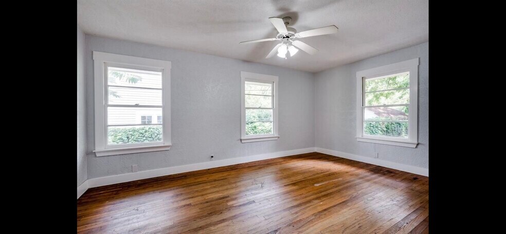 Building Photo - 702 W Brockett St