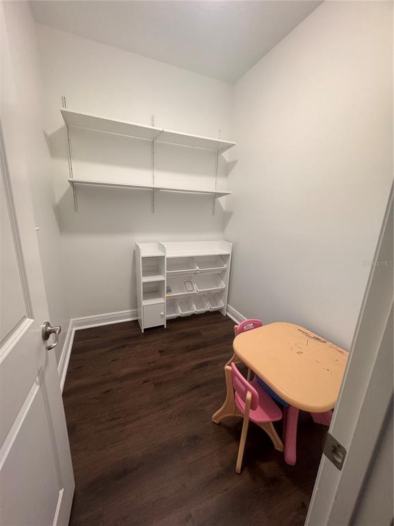 Building Photo - 11737 Verrazano Dr