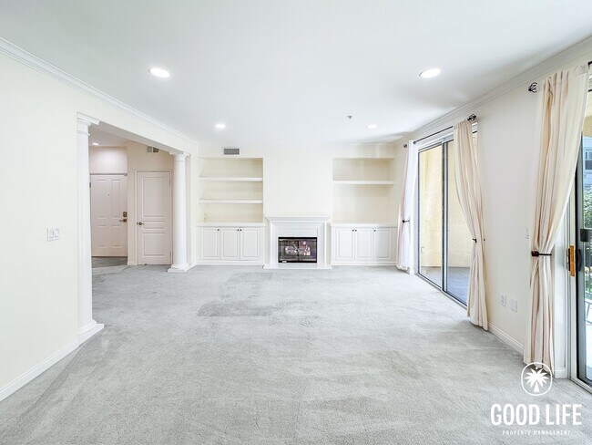 Building Photo - OC: Spacious 2BD/2.5BA Condo in Irvine with Resort-Style Amenities, Private Balcony & In-Unit Lau...