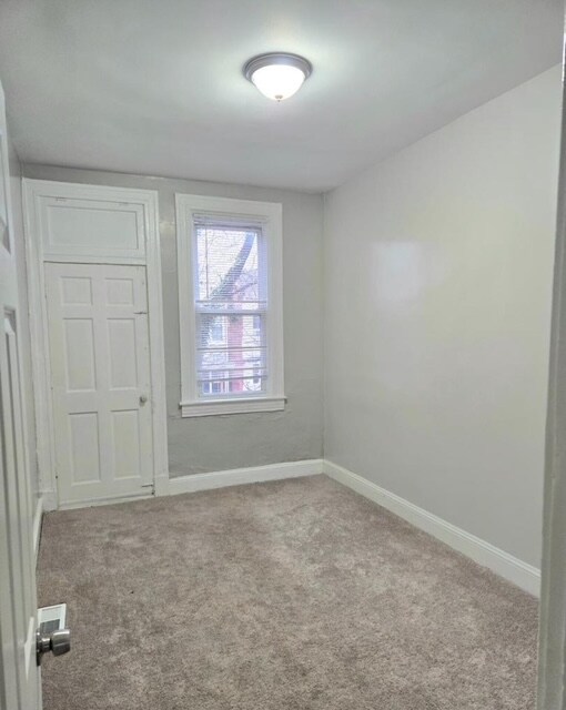 Building Photo - 2908 Hilldale Ave