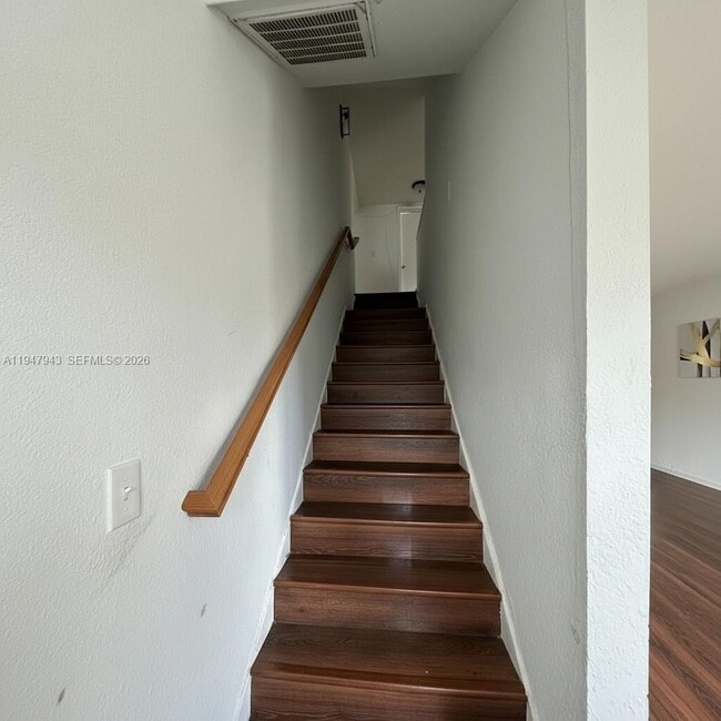 Building Photo - 415 NW 84th St