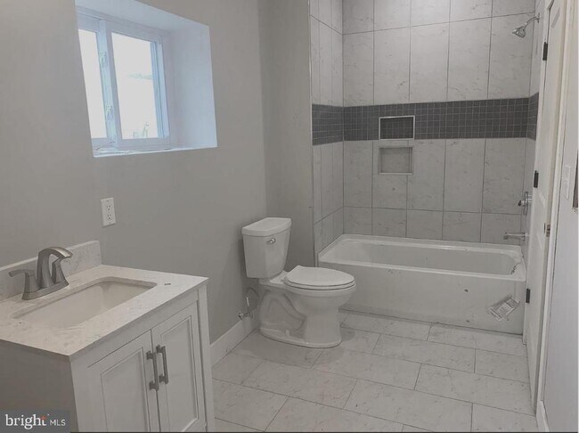 Building Photo - 1404 N 52nd St