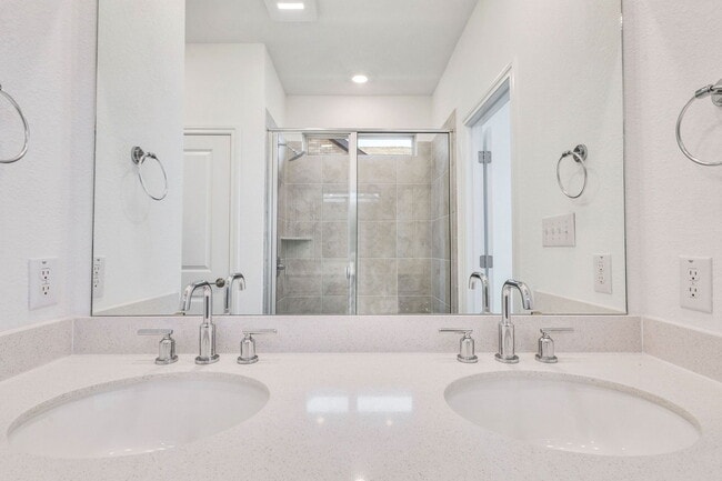 Building Photo - 200 Small Seed Dr