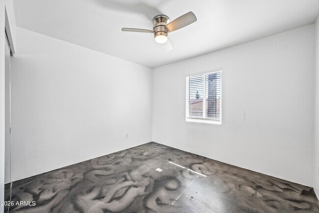 Building Photo - 3601 N 15th Ave