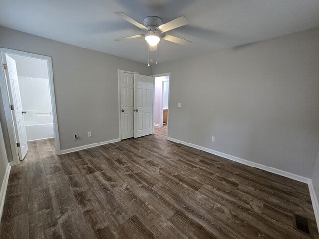 Building Photo - Available Now! Great Durham location newly remodeled. Single family home.