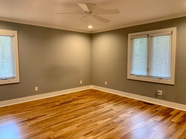 Building Photo - Charming Southern Pines Home on a Spacious...
