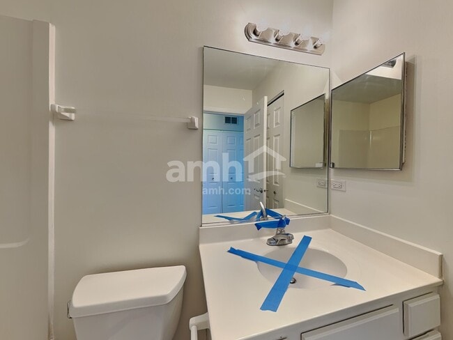 Building Photo - 34233 N Wineberry Ln