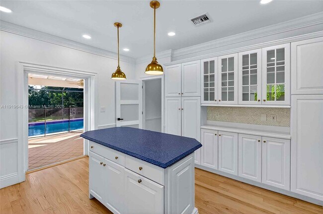 Building Photo - 6731 SW 138th St