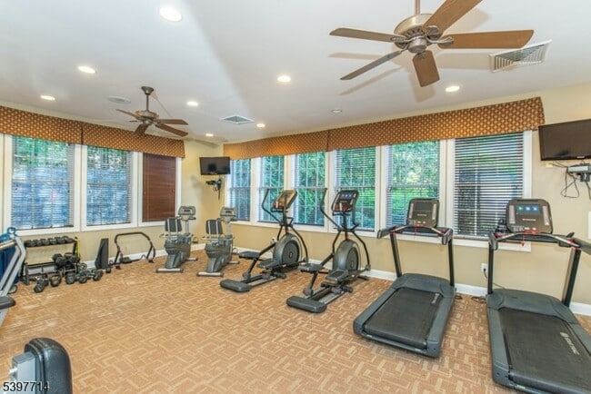 Building Photo - 3103 Peer Pl