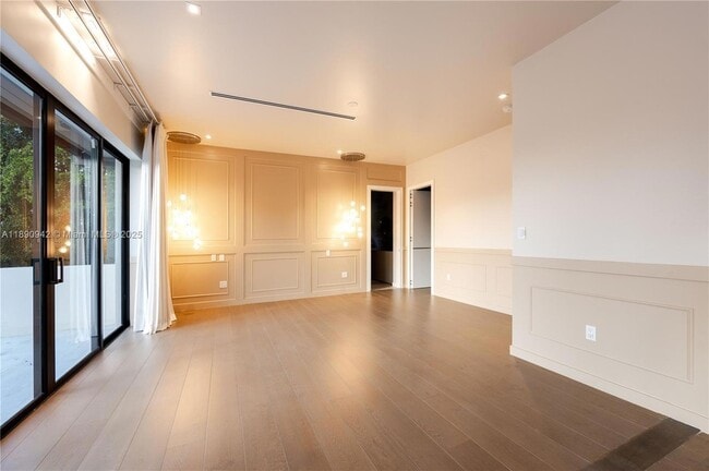 Building Photo - 11200 SW 60th Ave