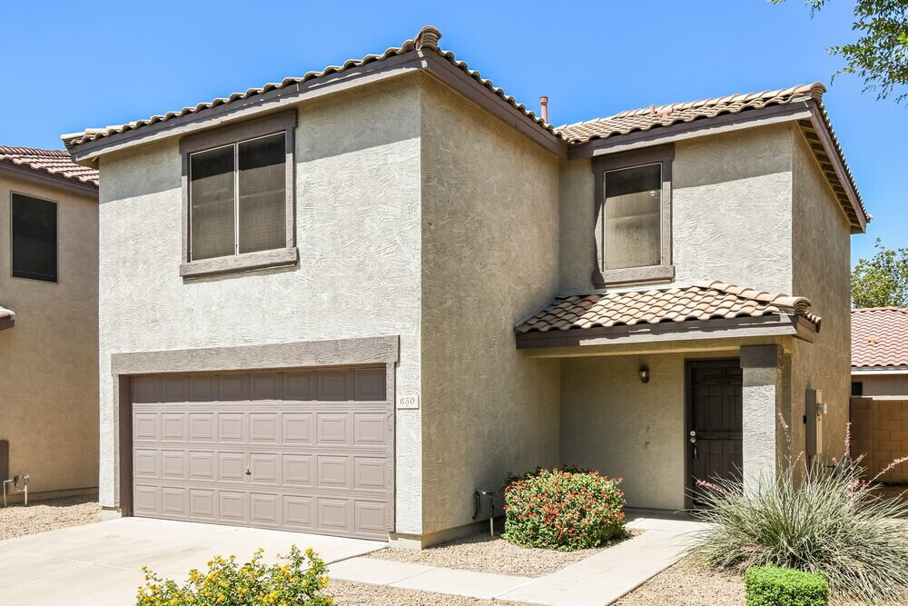 Building Photo - 650 E Woodsman Pl