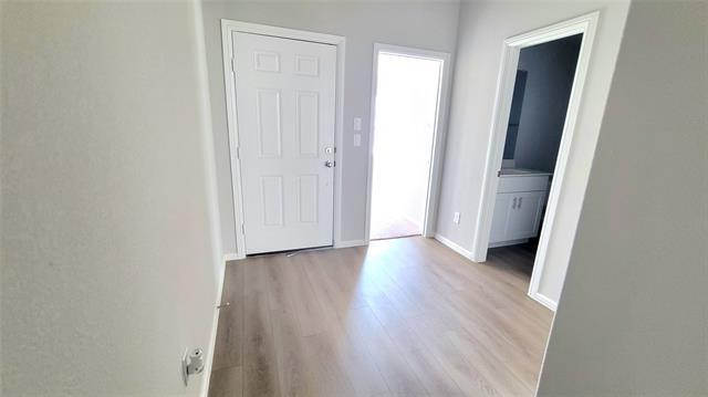 Building Photo - 418 Wydown Dr