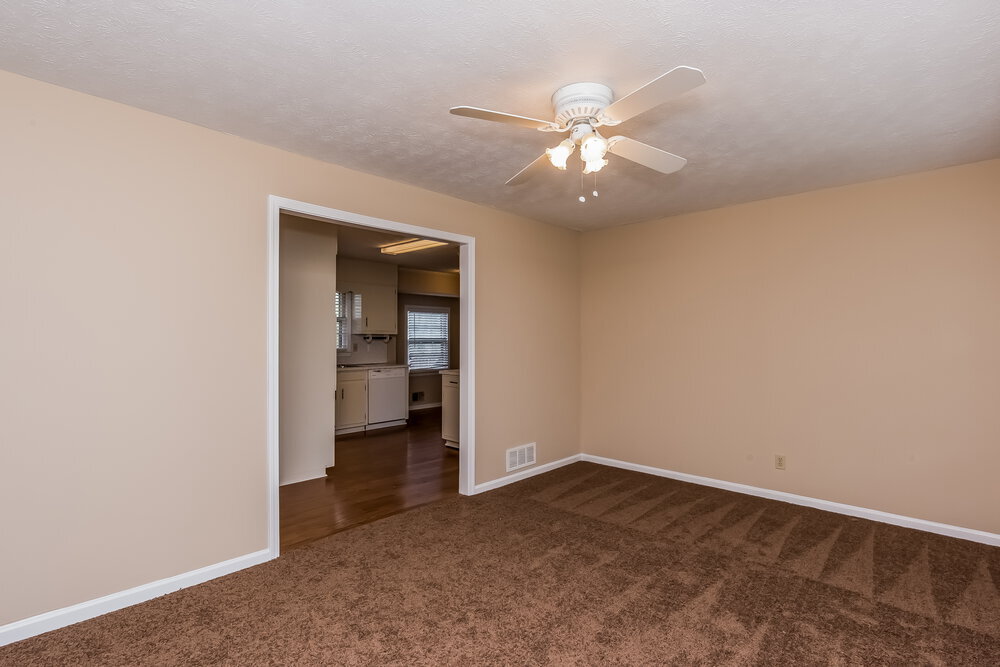 Building Photo - 7163 Bluebird Ln