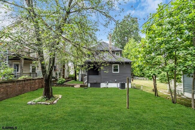 Building Photo - 420 Philadelphia Ave