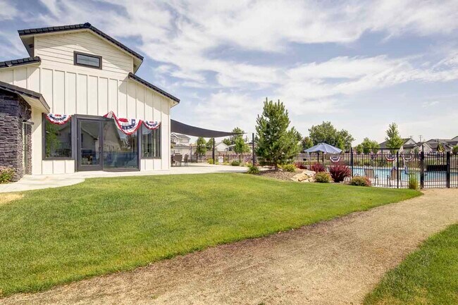 Building Photo - 2699 N Lithodora Ave