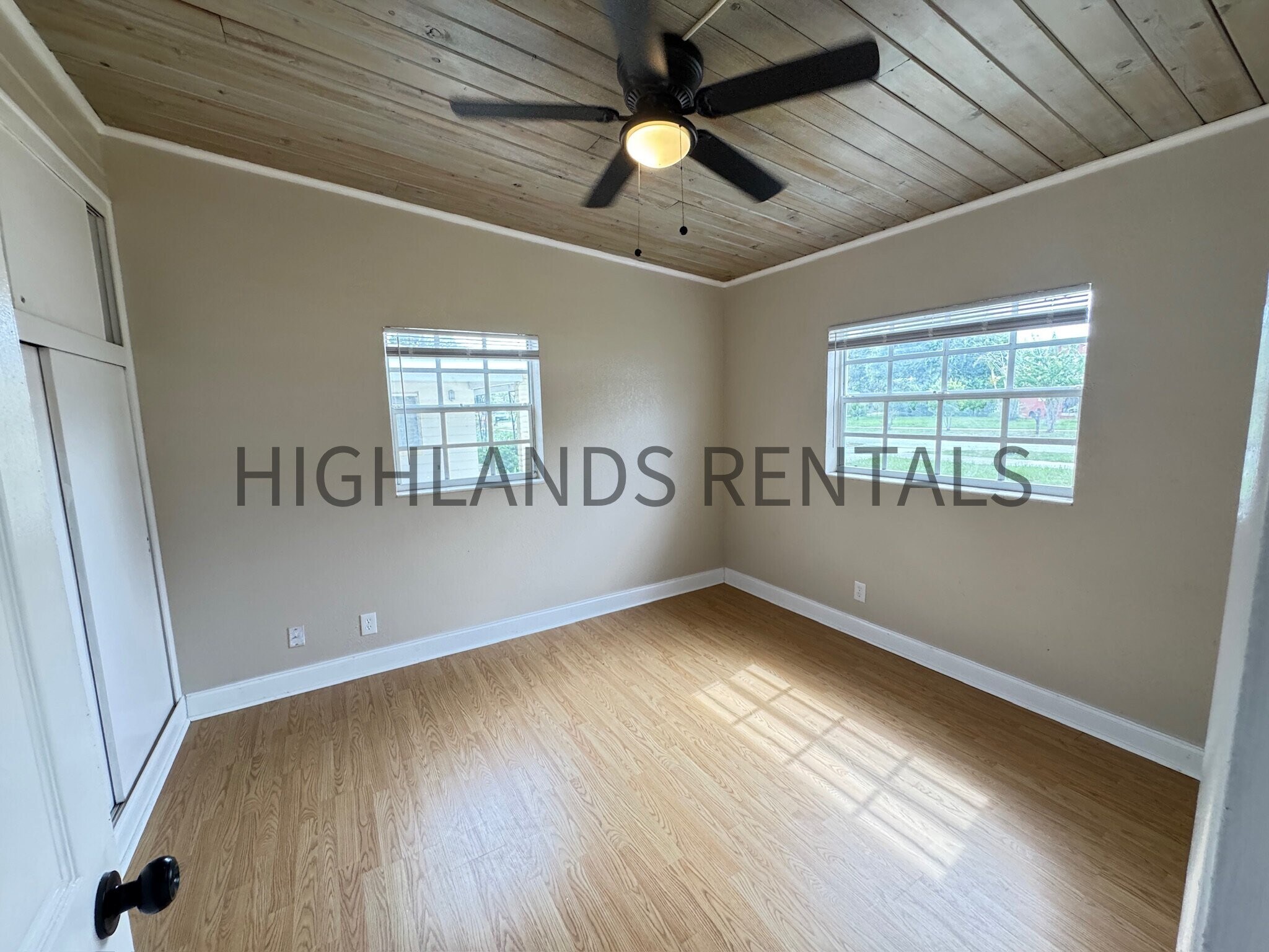 Building Photo - 1613 Hitakee Ave