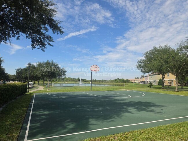 Building Photo - 15603 Boggy Oak Cir