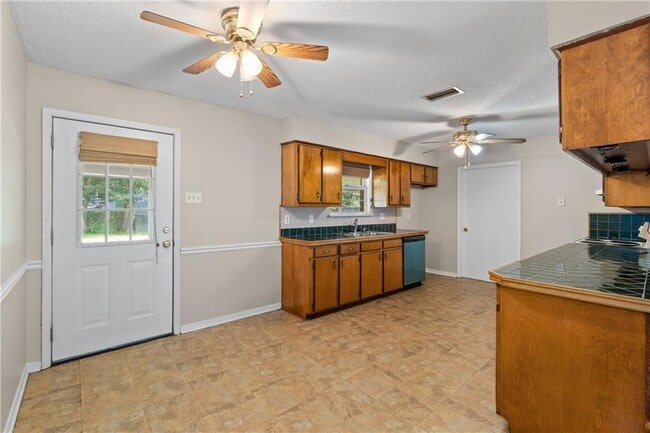 Building Photo - 9491 Burnt Pine Dr