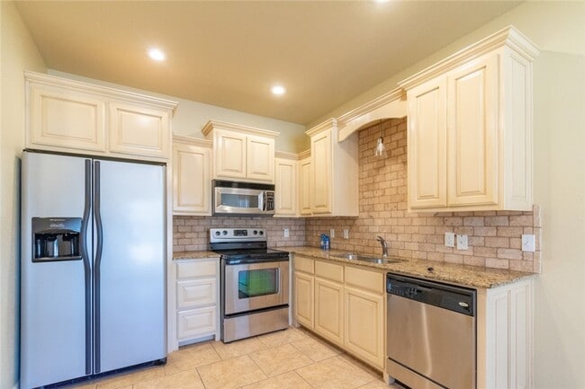 Building Photo - 4053 Zion Valley Dr