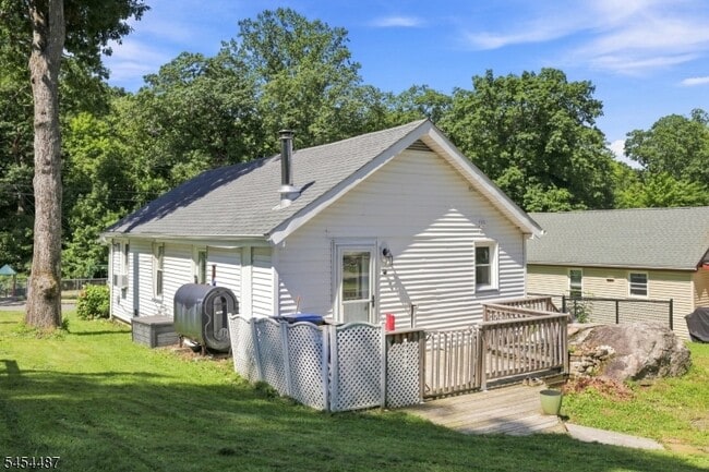 Building Photo - 14 N Glen Ave