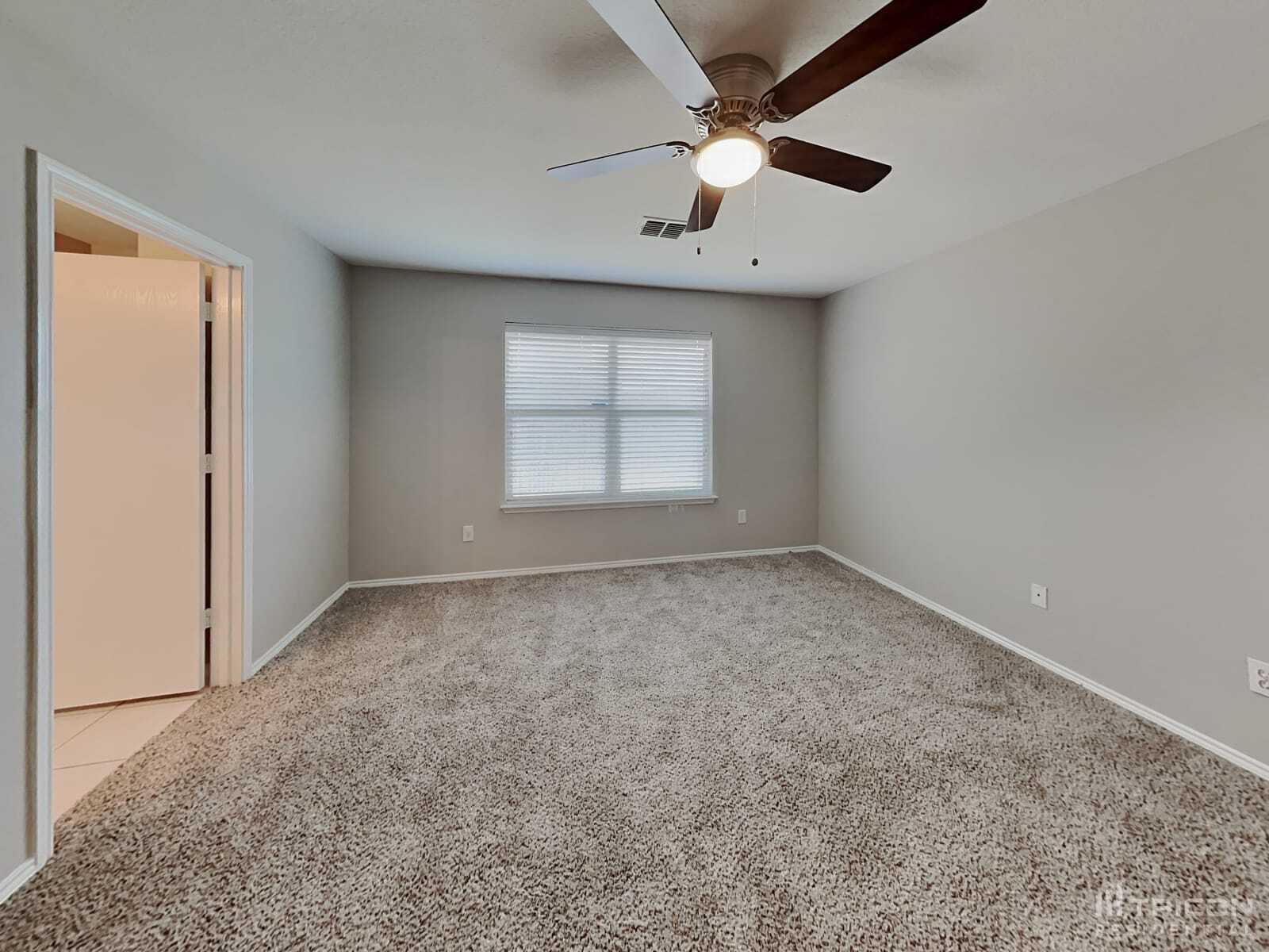 Building Photo - 3018 High Gate Dr