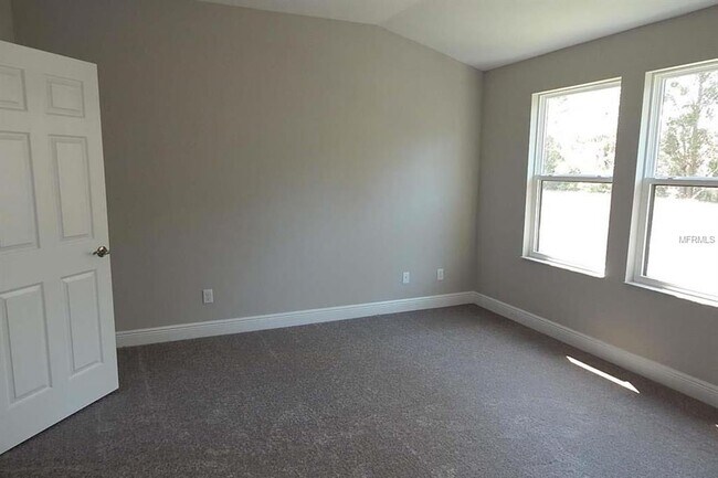 Building Photo - 7836 52nd Terrace E