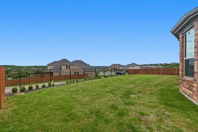Building Photo - 6700 Cliff Rose Dr