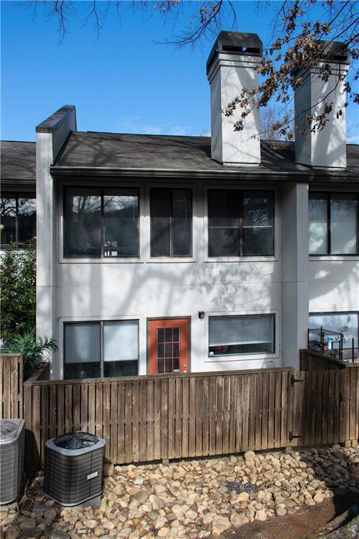 Building Photo - 19 Finch Trail NE