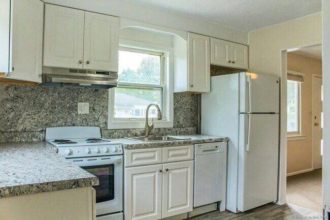 Building Photo - 208 Buena Vista Ave