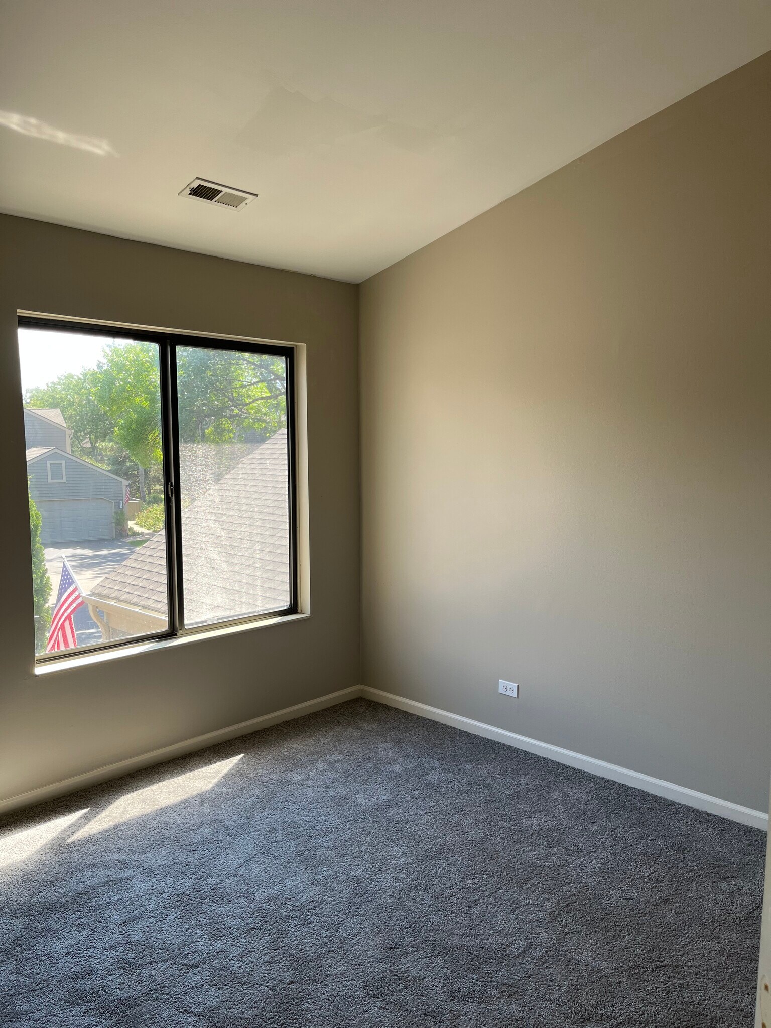 2nd Bedroom Window - 378 White Oak Ln