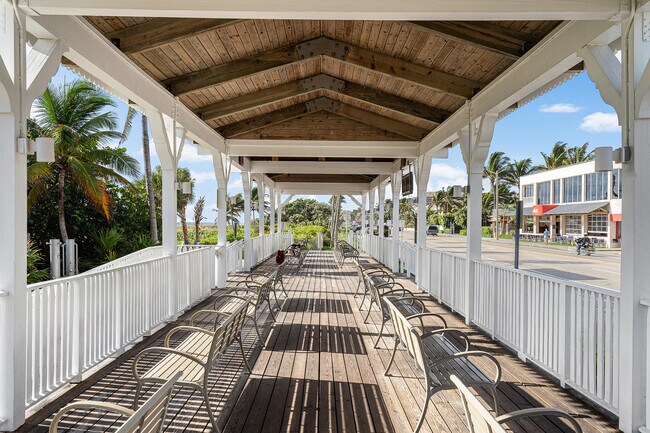 Building Photo - 1055 Crystal Way