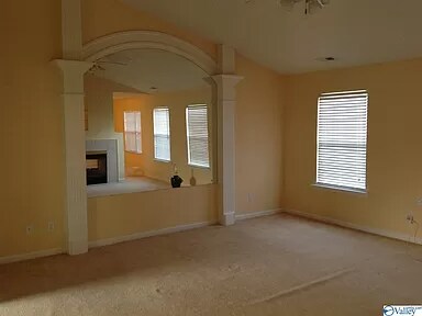 Building Photo - 104 Horseshoe Bend S