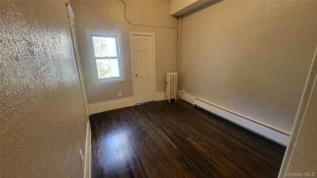 Building Photo - 61 S Hamilton St