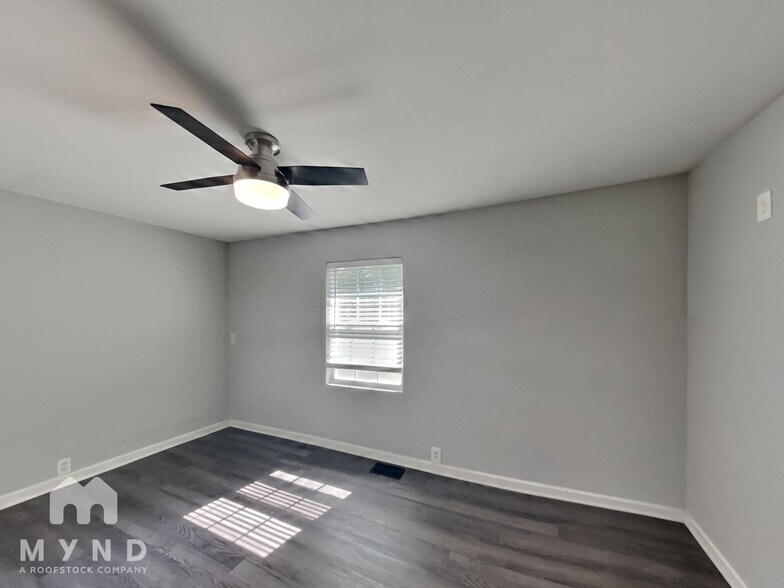 Building Photo - 4202 Old Rock Cut Rd