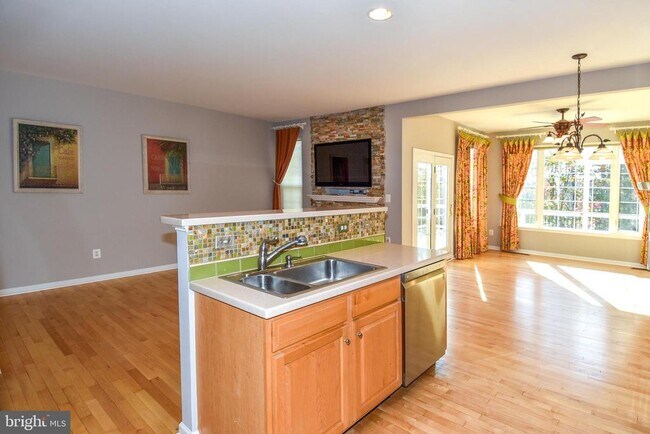 Building Photo - 43265 Morven Square