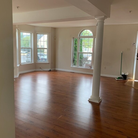 Building Photo - 17624 Slate Way