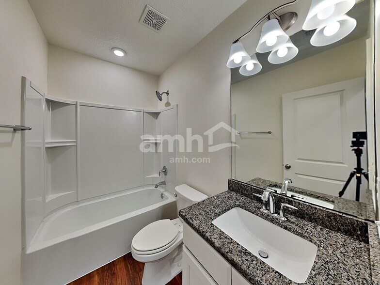 Building Photo - 34 Tristan Ct