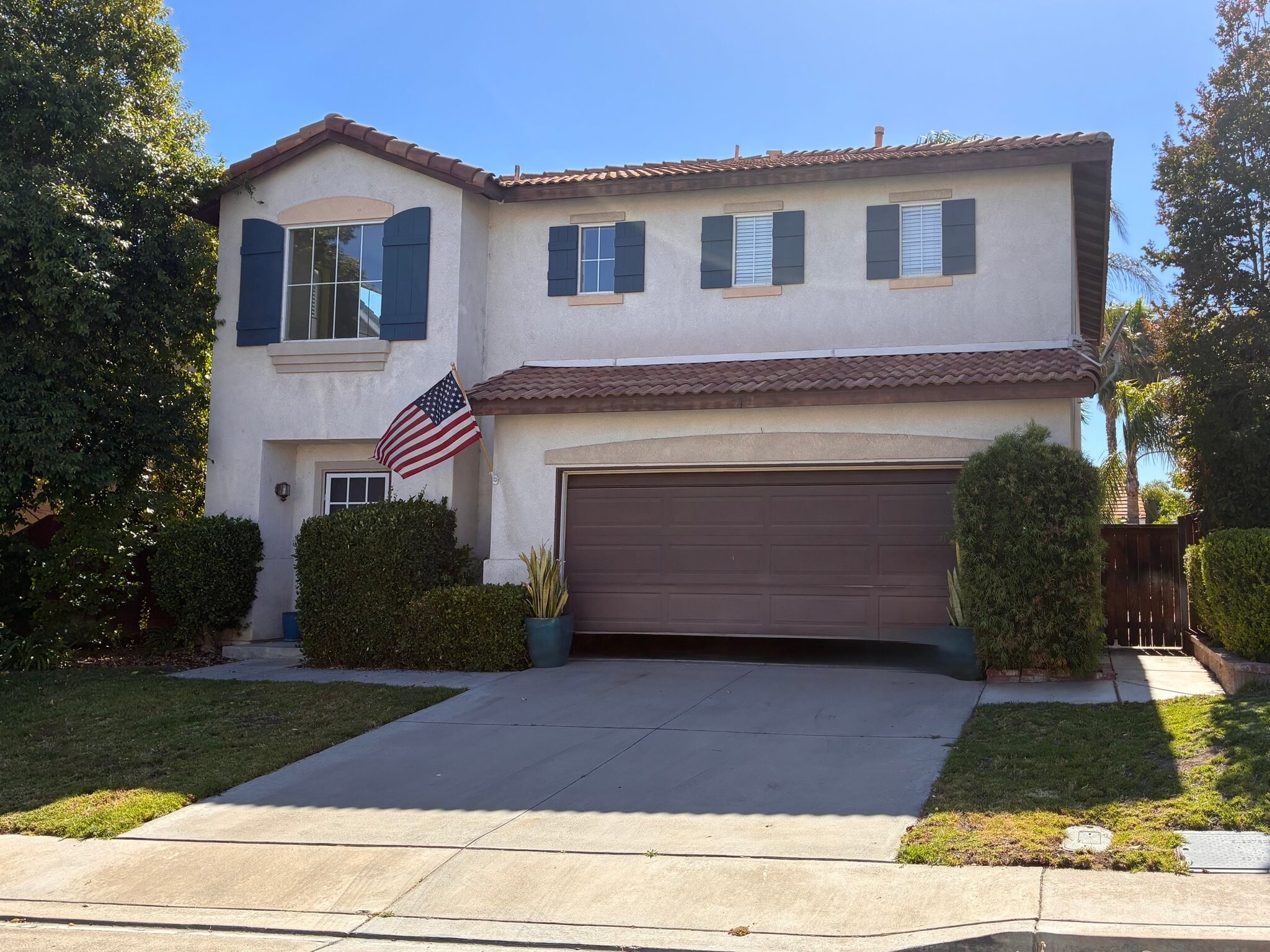 Building Photo - 42135 Chestnut Dr