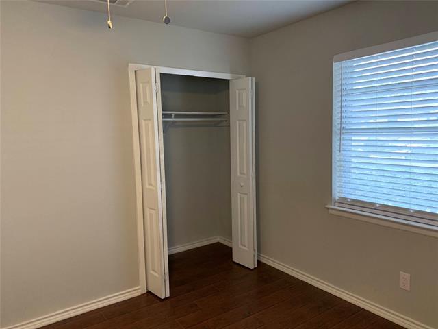 Building Photo - 327 Andover Dr