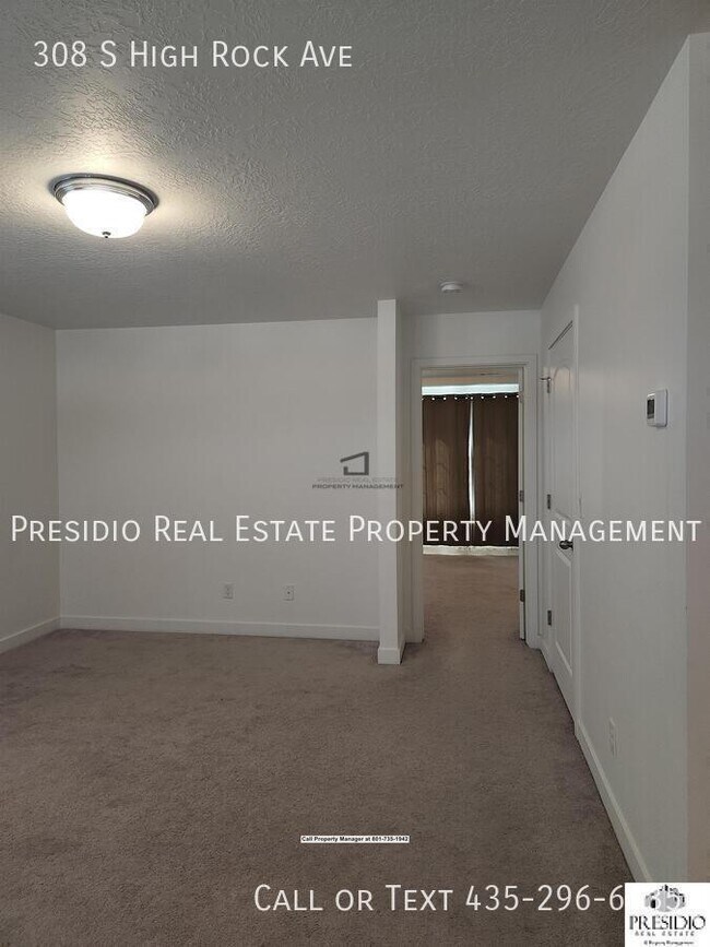 Building Photo - 308 S High Rock Ave