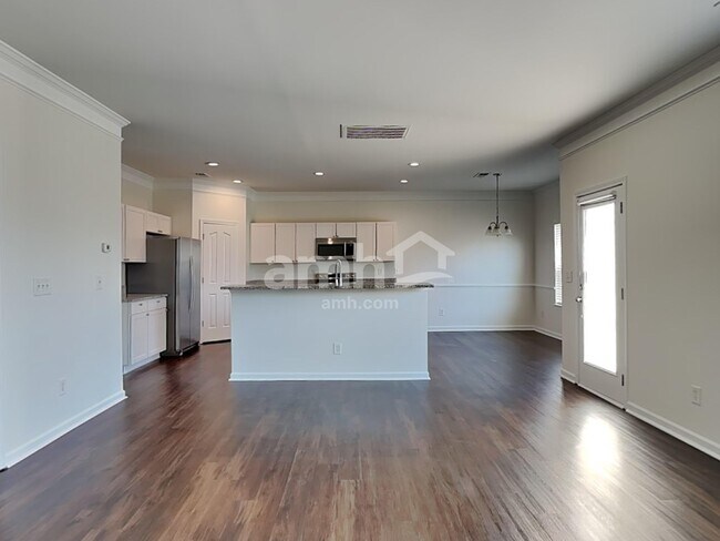 Building Photo - 5006 Lazy Day Ln