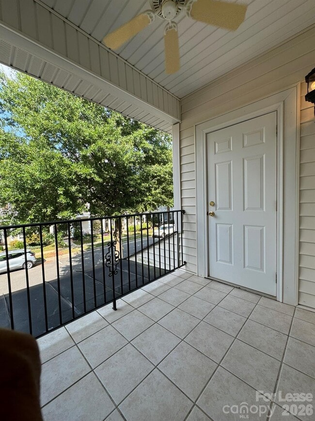 Building Photo - 5117 Alysheba Dr