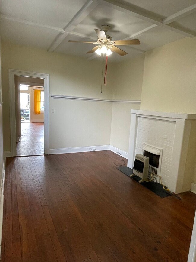 Building Photo - Charming 3 bedroom close to Freret Street, Uptown, Downtown and MORE!!!