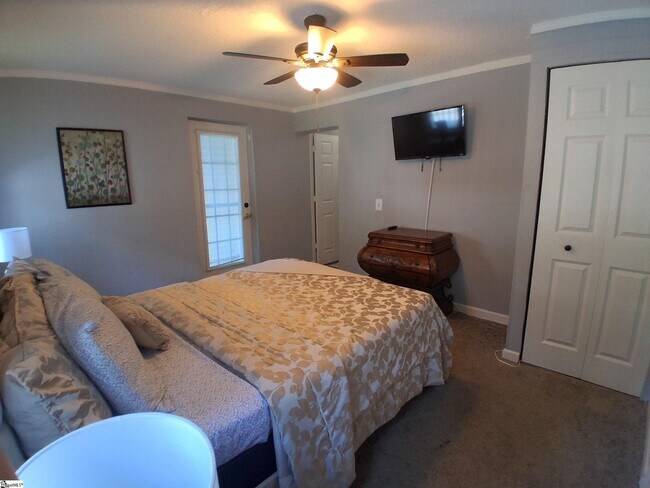 Building Photo - 506 Pinckney St