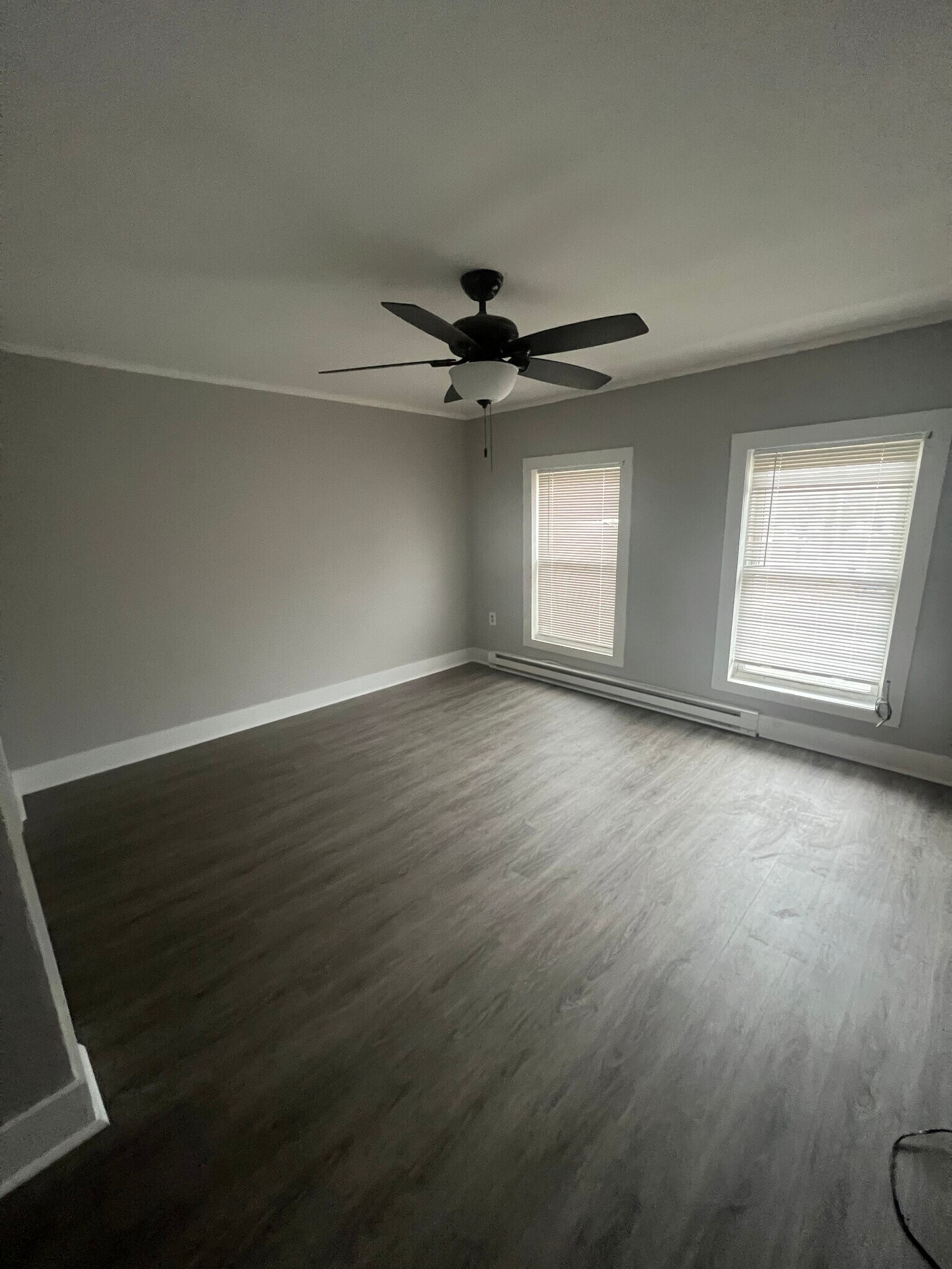 Building Photo - 6 Spring St